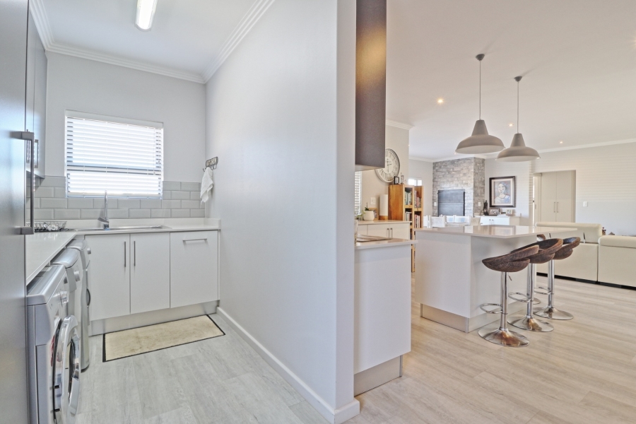 3 Bedroom Property for Sale in Diaz Beach Western Cape